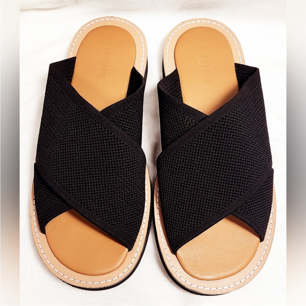 Like New EVERLANE The ReKnit Form Crossover Sandal Black Size 11
